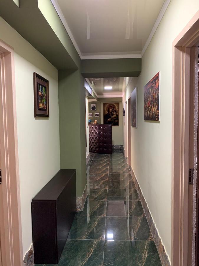 Bed and Breakfast Art Hole Kutaisi Exterior foto