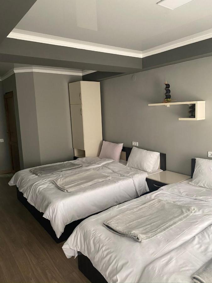 Bed and Breakfast Art Hole Kutaisi Exterior foto